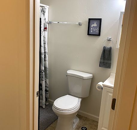 4th image of 7077 Saranac St