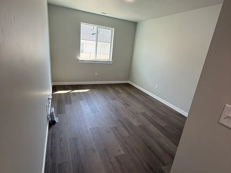2215 S Border Way — Photo 10