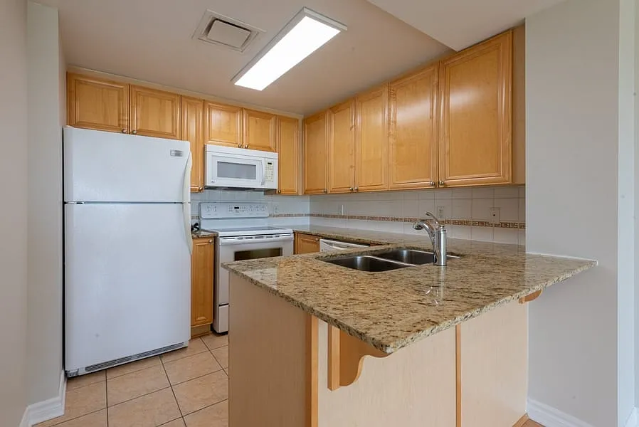 200 Lett St Unit 311 — Photo 3