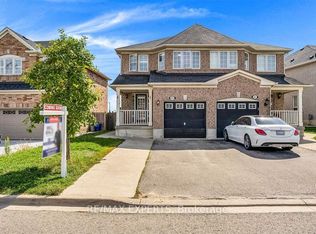 43 Jingle Cres, Brampton, ON L6S 0A8