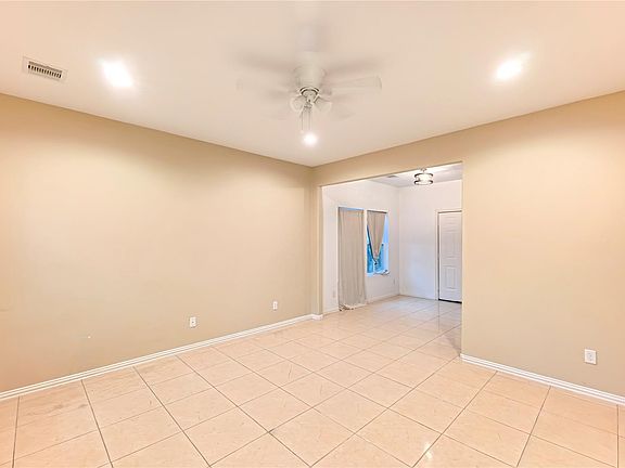4th image of 8717 Peachtree St