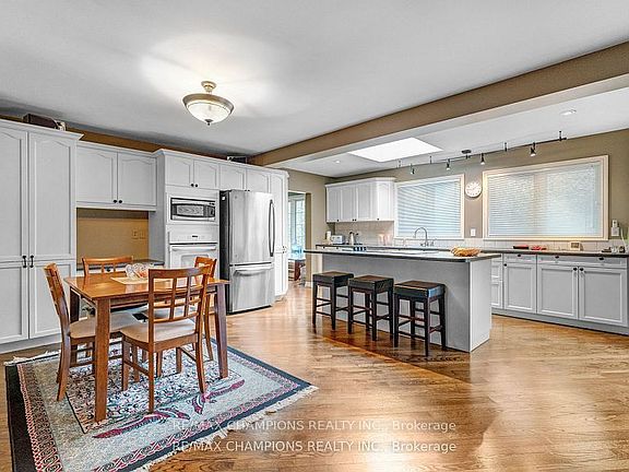 5th image of 16548 7th Concession Rd