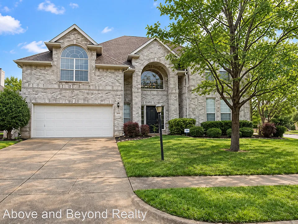 2639 Cedar View Dr
