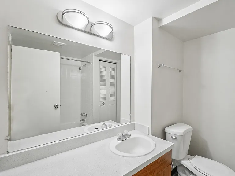 The Heights of Southfield Apartments — Photo 42