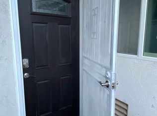 736 Windsor Ct #A, Vista, CA 92084