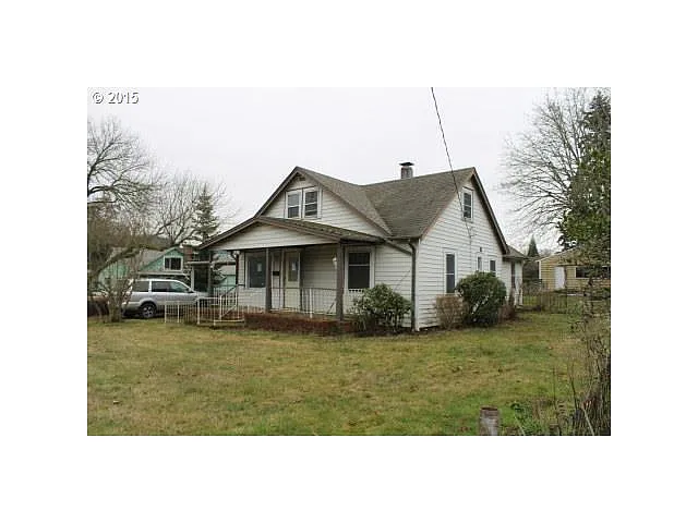 250 E 31st Ave photo 1