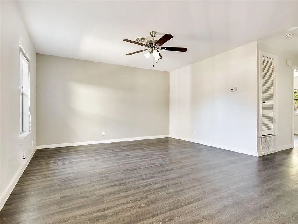 2 bed, 1.0 bath, 809 sqft, $1,400 — Photo 3