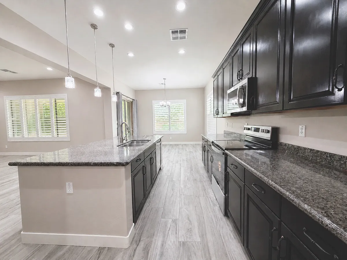 Building Photo - 2960 E Derringer Way
