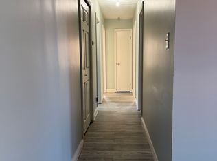 5311 Ridgecrest Rd, Louisville, KY 40218