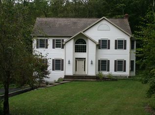 28 Beaver Bog Rd, New Fairfield, CT 06812