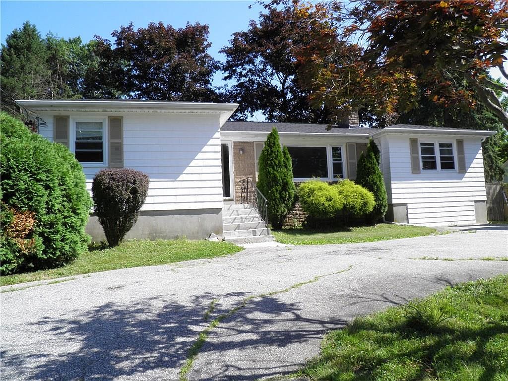 176 Central Ave, Johnston, RI 02919 Zillow