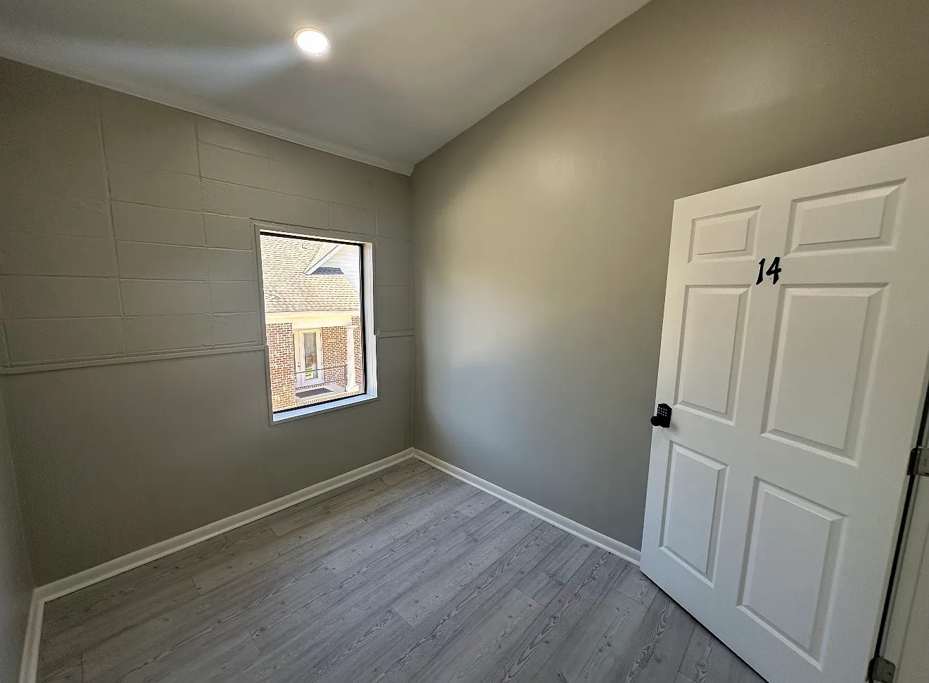 912 Convent Avenue Unit 14 - 14 — Photo 1