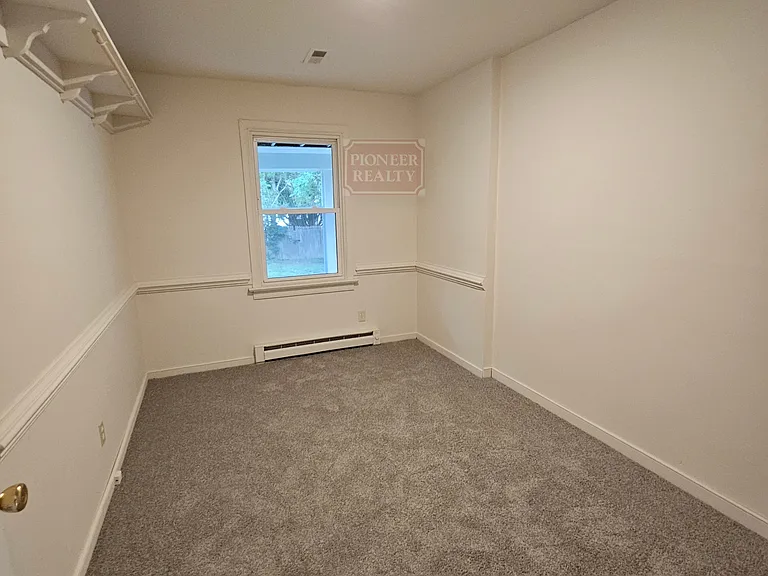 129 N Fern Ave — Photo 9