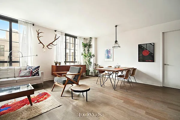 Sold by Town Residential | media 2