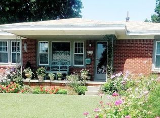 8913 E Latimer Pl, Tulsa, OK 74115