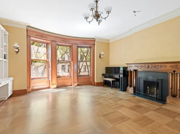 37 West 87th Street image 5 of 16