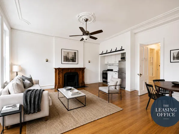 118 East 18th Street image 1 of 5