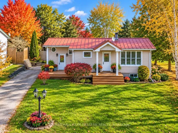 2839 Peter St, Hamilton, ON K9A 4J9