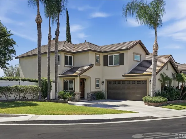 981 Acorn Ln, Corona, CA 92878