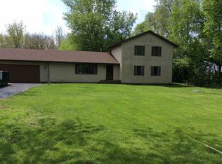 6238 Auburn Rd, Rockford, IL 61101