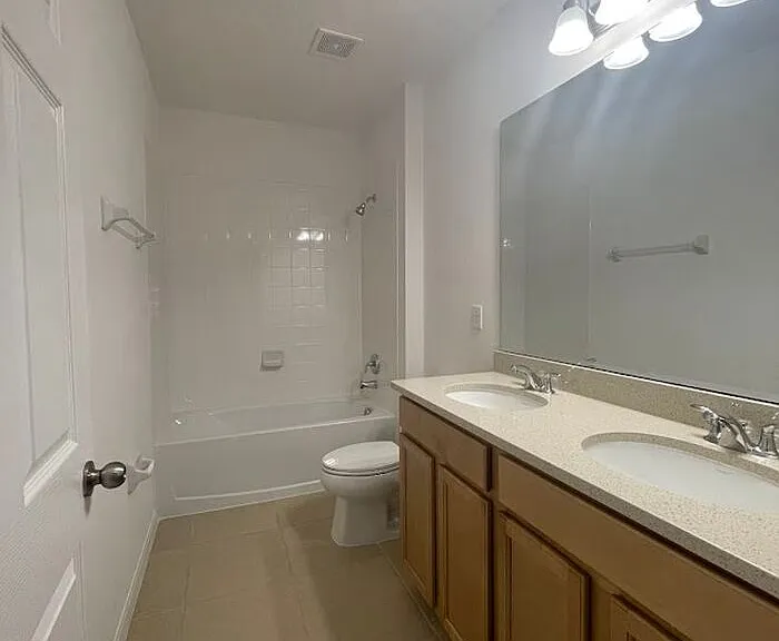 5566 Sabal Dr — Photo 17