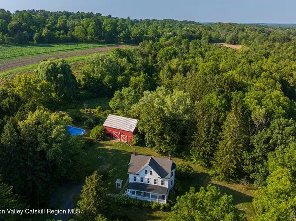 276 Leeds Athens Road, Athens, NY 12015