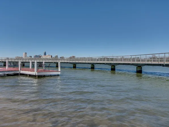1818 S Lakeshore Blvd APT 37, Austin, TX 78741