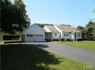 6904 Steuben Rd, Bethlehem, PA 18017