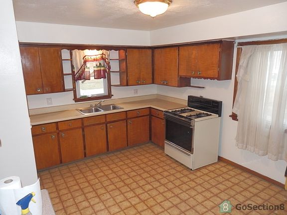 3rd image of 1354 Brownell Ave