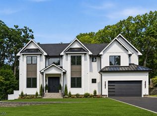 4 Dorrien Rd, Livingston Twp., NJ 07039