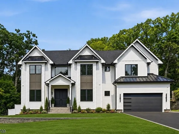 4 Dorrien Rd, Livingston Twp., NJ 07039