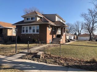533 Linden Ave, Bellwood, IL