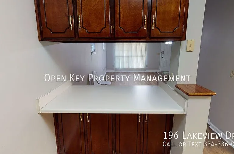 196 Lakeview Dr — Photo 9