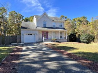 318 Coolidge Ave, Bayville, NJ 08721