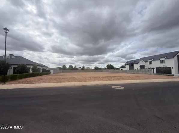 2667 E Blue Sage Road #98, Gilbert, AZ 85297