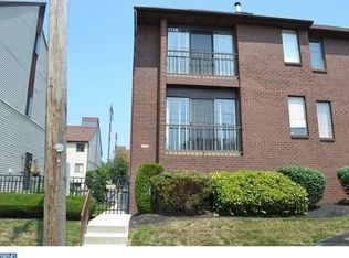 9536 State Rd #A, Philadelphia, PA 19114