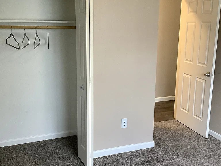 Autumn Ridge Apartment Homes — Photo 40