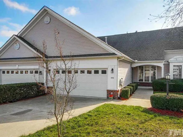 404 Sawgrass Hill Ct, Cary, NC 27519