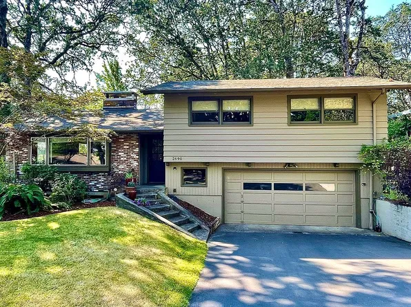 2690 SW Fairmont Dr, Corvallis, OR 97333