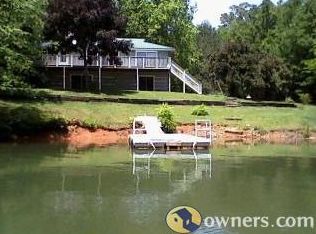 556 Sequoia Dr, Hiawassee, GA 30546