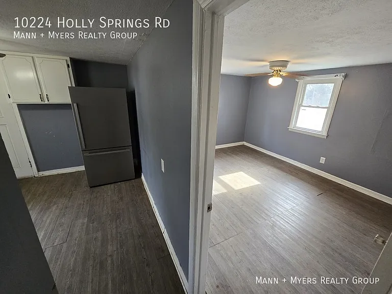 10224 Holly Springs Rd — Photo 12