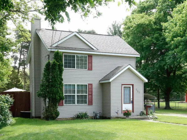 252 Bedford Rd N, Battle Creek, MI 49037