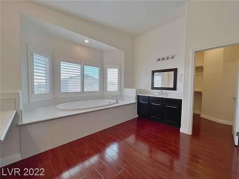 4608 Bear Island Ct — Photo 21