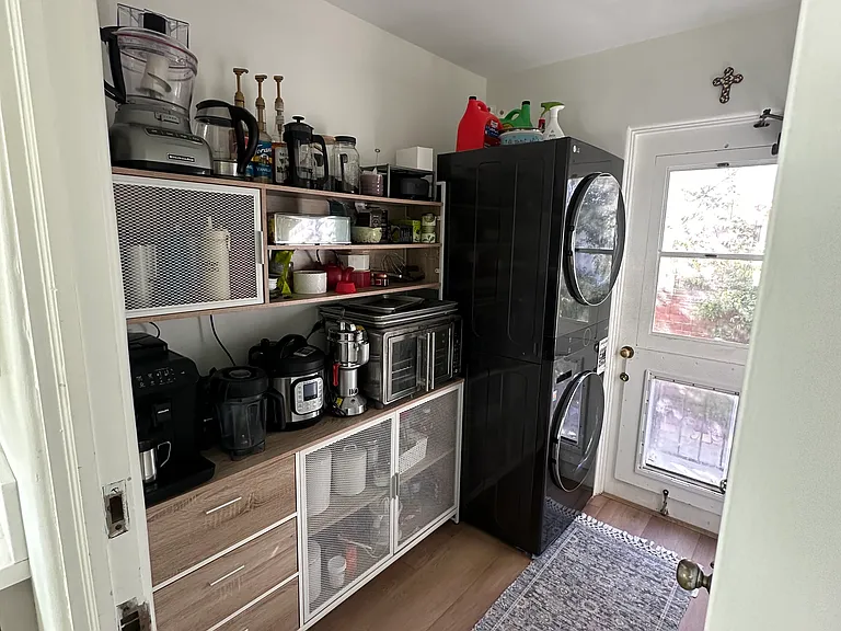 3279 Glendon Ave — Photo 10
