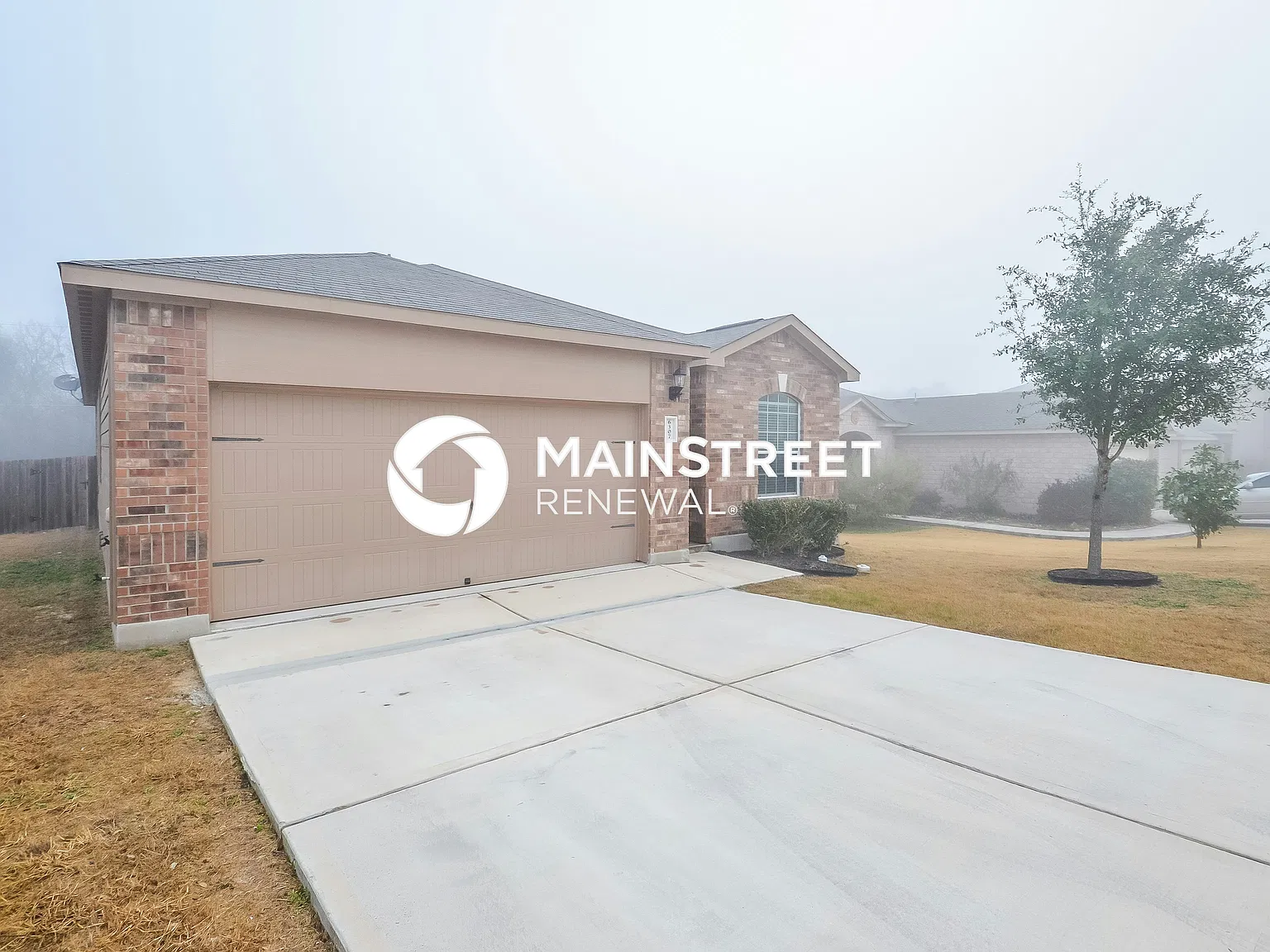 6307 Sinclair Rd — Photo 2