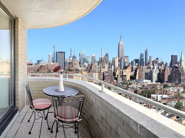 140 Charles Street image 1 of 4