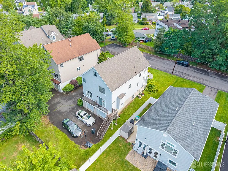 812 Columbus Ave — Photo 40