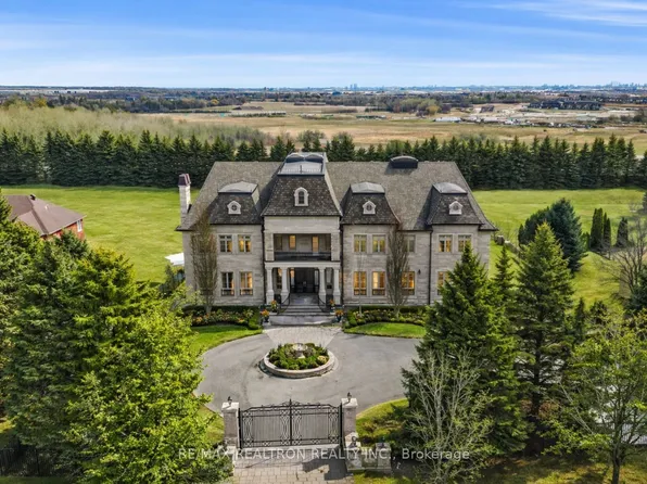 45 Kensington Dr, Richmond Hill, ON L4E 3S7