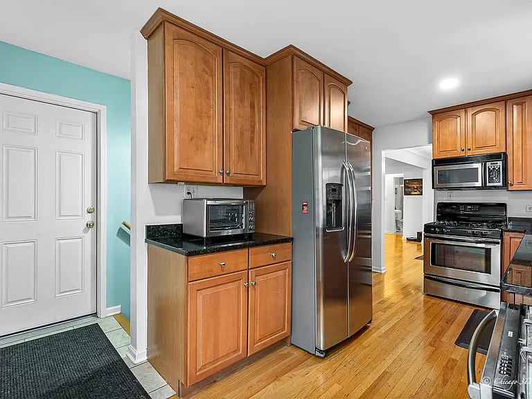 5844 N Lacey Ave — Photo 7