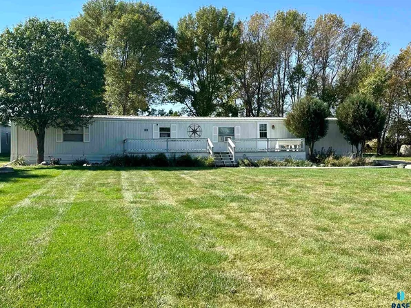 5 Pommier Ln, Garvin, MN 56132